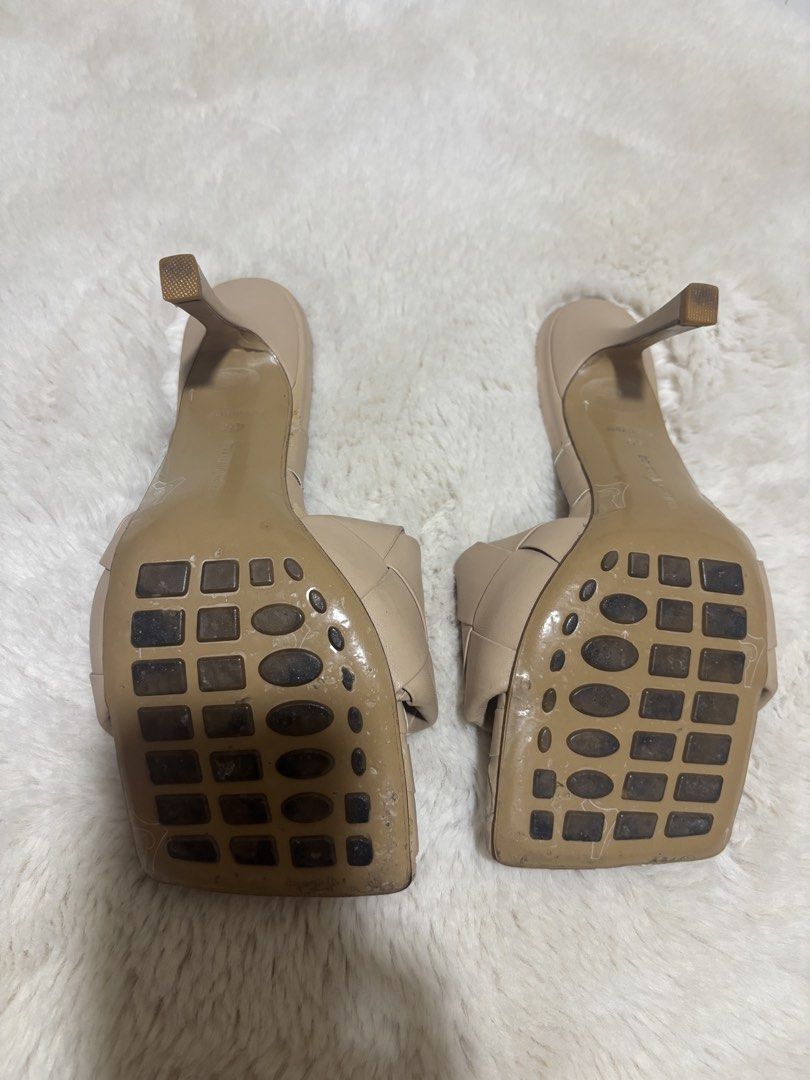 Bottega Veneta Lido Sandals-Authentic (Category: Sneakers & Footwear) located in Batangas. Submitted by aveena0413 (Listing ID 1430938578, Image 3). Description: Bottega Veneta Lido Sandals (Size 40) • Elegant neutral beige color • Signature woven strap design • Modern square toe with stiletto heels • Classic and versatile style, perfect for any outfit • With Bottega Veneta logo on the sole (still with protective plastic) • Gently used, well take