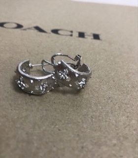 (Category: ) located in . Submitted by vintage.paradise_online.shop (Listing ID 1430874259, Image 1). Description: .