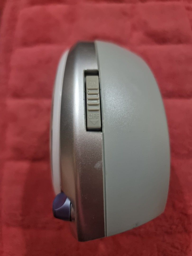Citizen Alarm Clock (Category: Clocks) located in Mandaluyong City. Submitted by selleyo (Listing ID 1430930275, Image 3). Description: Citizen alarm clock features a classic design with an analog display. It has a light-up function and controls for alarm and volume. The clock is battery-operated and has a simple, easy-to-read face. The clock is in good working condition..