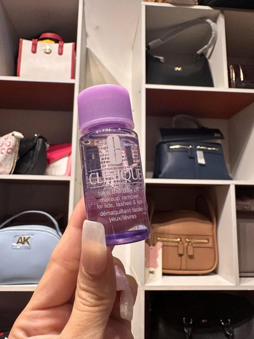 Clinique Makeup Remover (Category: Face Care) located in Las Pinas. Submitted by UNQUARANTINED (Listing ID 1430863609, Image 1). Description: .