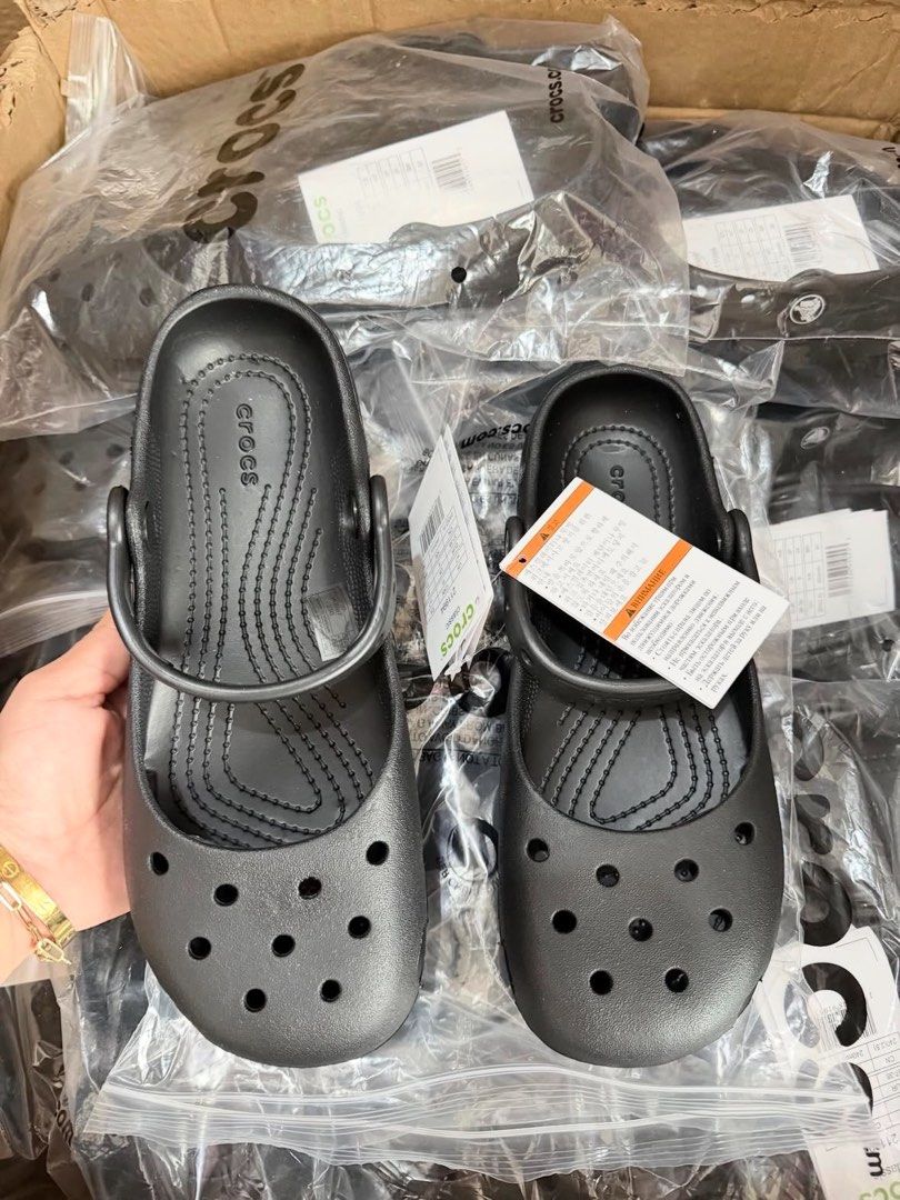 Crocs Ballet (Category: Flats & Sandals) located in Angeles City. Submitted by btsvtreasures (Listing ID 1430858818, Image 2). Description: Crocs Ballet Limited Stocks Only !! with free ecobag sizes: w5-w9 loc: pamp mod: direct jnt mop: gcash payment first policy pre-order 3-7 days no meet-up, shipping is via direct jnt only.