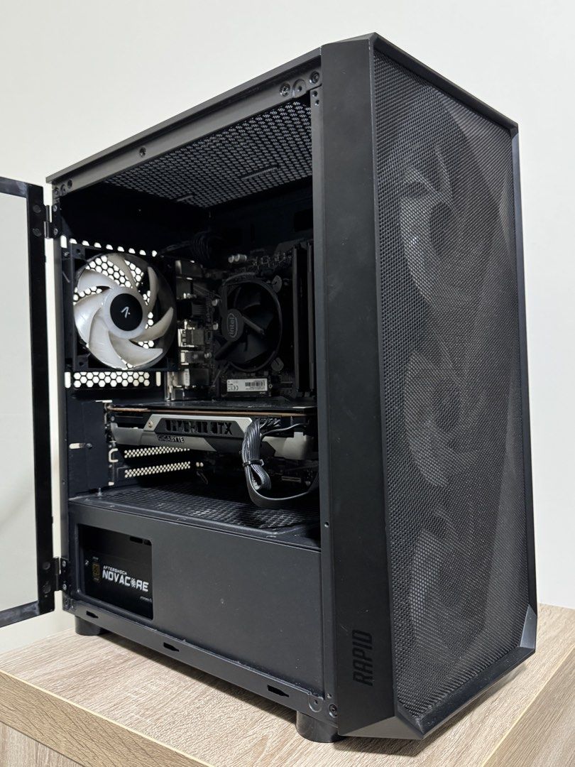 Desktop PC421515995539712000