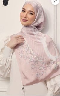 (Category: ) located in . Submitted by sisbeli (Listing ID 1430890508, Image 1). Description: .