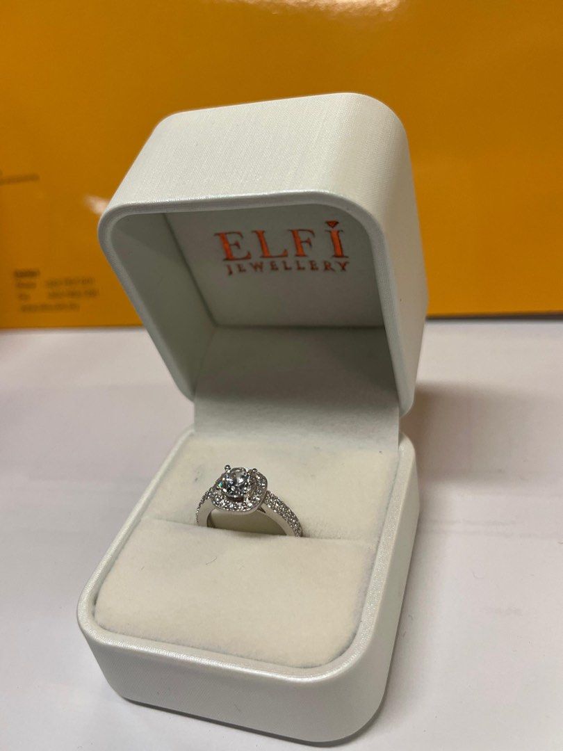 Elfi Ring (Category: Rings) located in Shah Alam. Submitted by jcm115 (Listing ID 1430825329, Image 2). Description: hai korang. kita baru je beli cincin ni on 5/4/2026 dkt elfi icity shah alam dengan harga RM419.00. tapi nak jual balik. tak pernah pakai, still in box and dalam plastik. sekali dengan kad untuk cuci lifetime! WTS: Woman’s Ring Price: RM 400.00 negotiable Size: 9. but can exchange dkt mana2 branch elfi (14days) until 19/4/2026 only