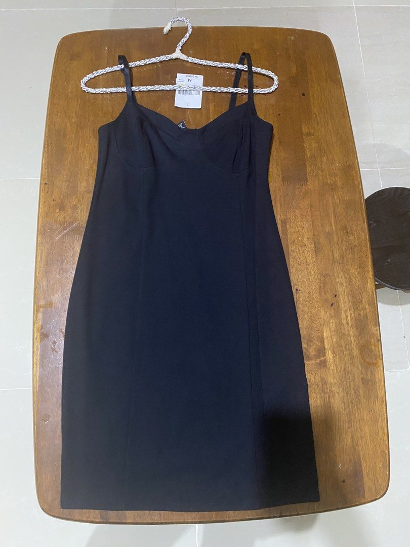F21 Black Sexy Strap Mini Dress (Category: Dresses) located in Gattaran. Submitted by sweet_relove (Listing ID 1430929389, Image 1). Description: .