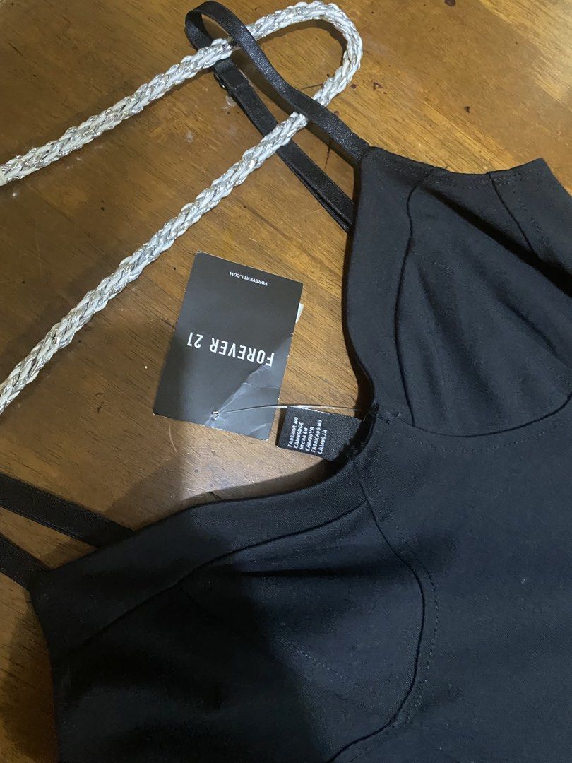 F21 Black Sexy Strap Mini Dress (Category: Dresses) located in Gattaran. Submitted by sweet_relove (Listing ID 1430929389, Image 2). Description: .