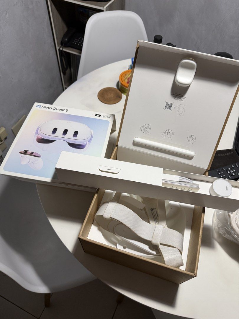 For sale Oculus Meta Quest 3 512gb, Video Gaming, Video Game Consoles ...