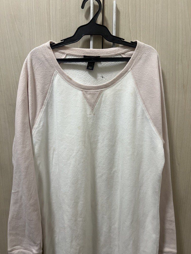 Forever 21 Sleepwear (Category: Dresses) located in Manila. Submitted by budgetmusemnl (Listing ID 1430926408, Image 2). Description: THIS ARE ALL MY PERSONAL PRE LOVED CLOTHES 💝ORFS: DECLUTTERING, MOVING OUT OF THE COUNTRY OFFER NOW WITH DISCOUNT IF YOU GET ANOTHER ITEM Size preference: I am mid to plus size Measurement on flat laid Bust:52 Length:79 waist:55 Hips:58 Arms:19 Shipping : J&T and lalamove Paymen: gcash PLEASE READ - actual photo i