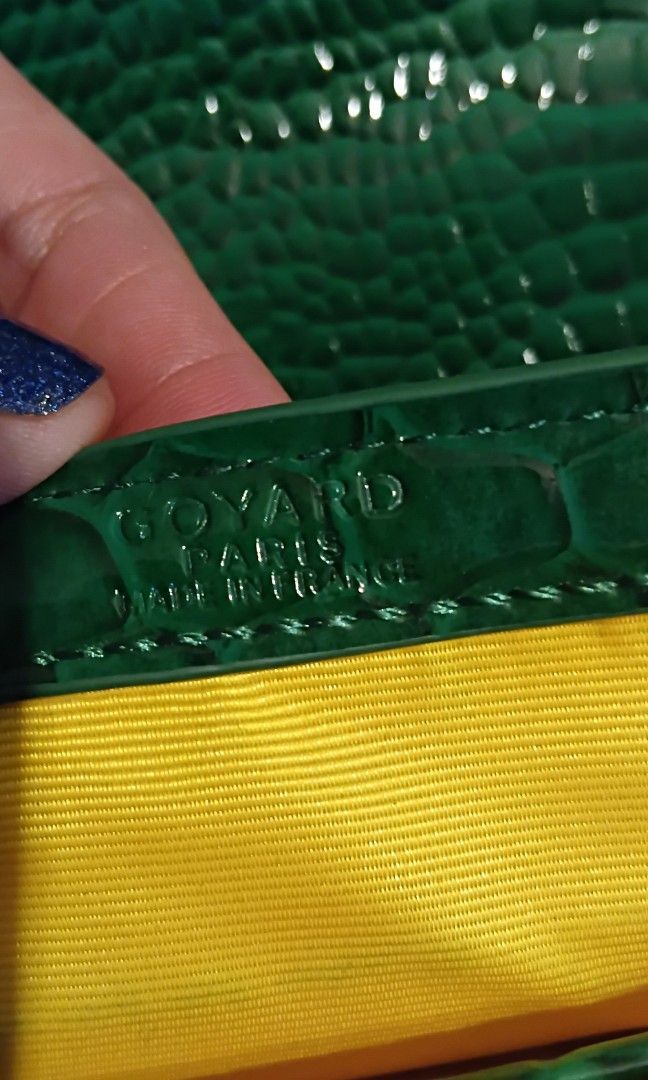 Goyard Saigon PM HandBag/SlingBag (Category: Luxury Bags & Wallets) located in San Juan City. Submitted by cheryl20624 (Listing ID 1430961548, Image 3). Description: Goyard Saigon Emerald Green PM hand bag/sling bag crocs like new #Goyard #LuxuryBag #PrelovedBag #LikeNew #Fyp.