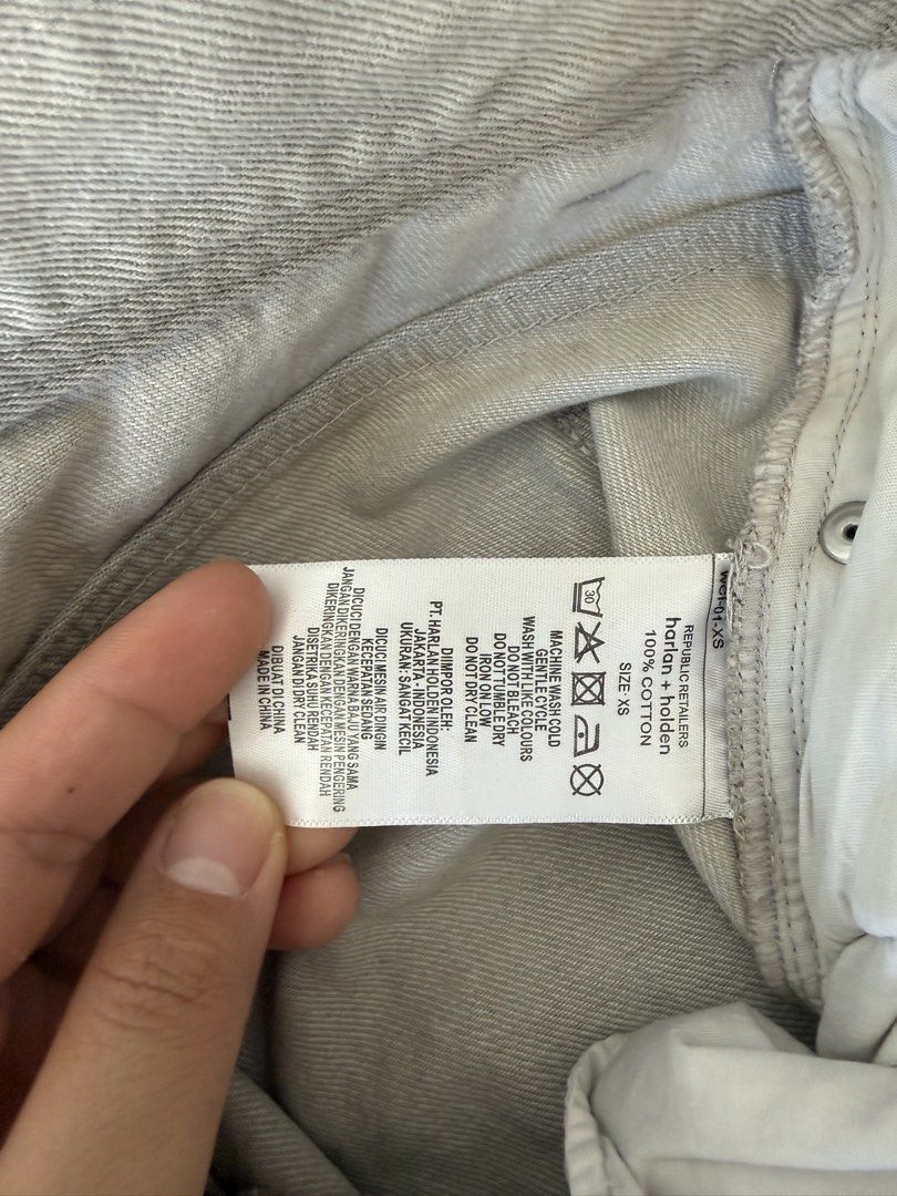 Harlan + Holden Gray Jeans (Category: Jeans) located in Binan City. Submitted by cgloved (Listing ID 1430853131, Image 3). Description: Harlan + Holden Gray Jeans XS size (around 25 i think) Only wore this twice Doesn’t fit me anymore and was just in my closer.