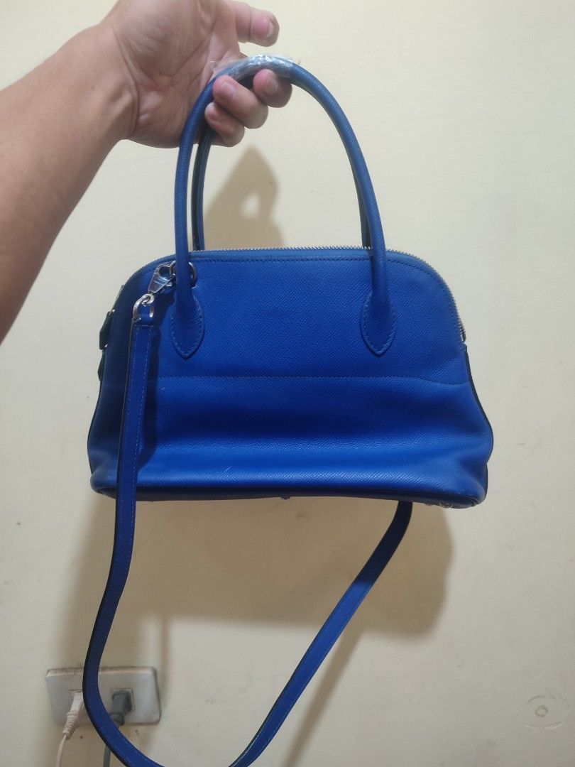 Hermes Paris Blue Handbag (Category: Luxury Bags & Wallets) located in Lipa City. Submitted by gudoys_outdoor16 (Listing ID 1430831770, Image 3). Description: Hermes Bolide Excellent Condition with Sign of usage authentic not guaranteed 4k Only.