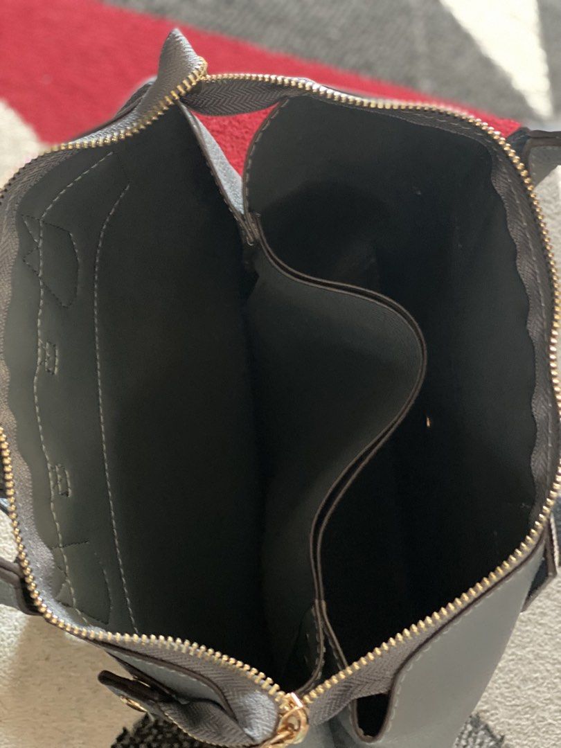 Hund Red (Category: Luxury Bags & Wallets) located in Imus. Submitted by _asquared (Listing ID 1430823027, Image 3). Description: Japanese brand bag Brand new with tag Affordable luxury Clean and minimalist design High quality synthetic leather Lightweight Waters resistant .