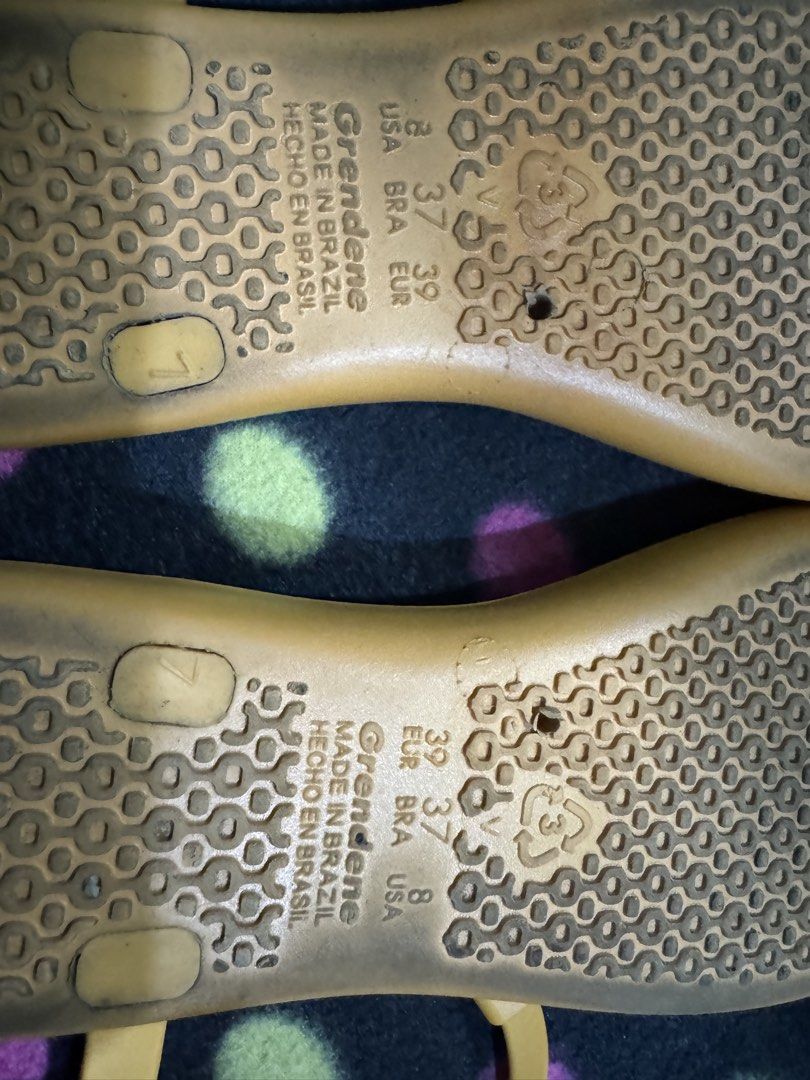 Ipanema flat sandals (Category: Flats & Sandals) located in Makati City. Submitted by jinger_21 (Listing ID 1430902276, Image 3). Description: Brand: Ipanema Used but not abused Size 8 Color: yellow Mode of payment: Gcash Maya GoTyme Shipping fee will be shouldered by the buyer .