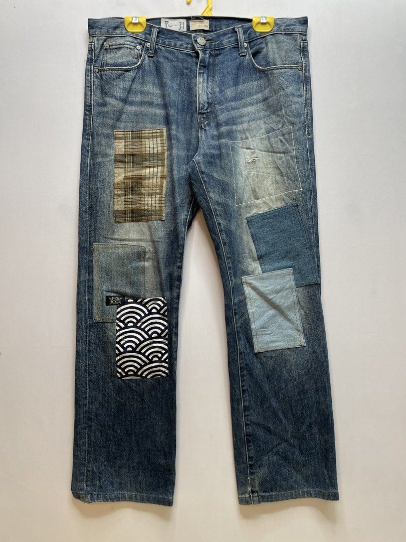 Jeans patchwork (Category: Jeans) located in Tampin. Submitted by mareybundle (Listing ID 1430897349, Image 1). Description: Code=pw-31 Cutting seluar= straightcut Pinggang=36 Peha=11.5 Open leg=8.5 Labuh=39.5 Rm =88 ‼️9.5/10 Jgn lupe follow first IG dan tiktok = mareybundle Utk item2 branded dan jackpot 🎰 Turn on notification utk update yg akan datang❗❗❗ 🛵Kos posto rm10🛵 Dekat kite cod je geng ✌️.