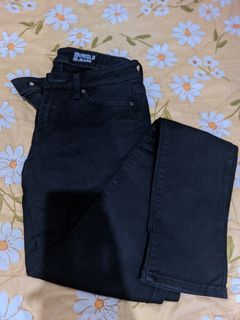 (Kategori: ) berada di . Dikirim oleh zhyppoh (ID iklan 1430908507, Gambar 1). Deskripsi: .