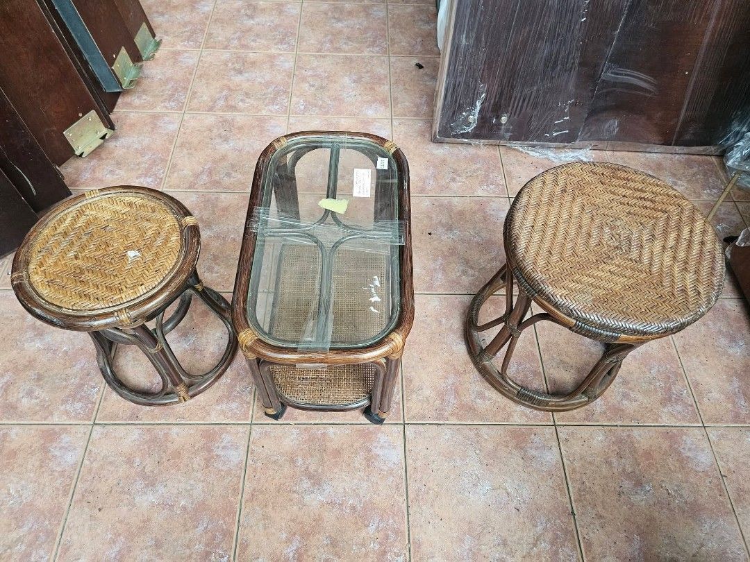Kazama Rattan Table and Stools Set (Category: Tables & Sets) located in Makati City. Submitted by hum_free2000 (Listing ID 1430961192, Image 2). Description: FIRST TO PAY, FIX PRICE 3800 ONLY... SUPER SALE!!! GCASH NOW VINTAGE RATTAN COFFEE TABLE SET 1 GLASS TOP TABLE WITH WHEELS AND 2 STOOLS MAHAL ORIG PRICE NG MGA ITO JAPAN QUALITY ANG TIBAY NITO, PANG FOR KEEPS QUALITY PULIDO PAGKAGAWA IMINE NIYO TO, MAHAL NG MGA RATTAN JACKPOT, SOBRANG MURA S
