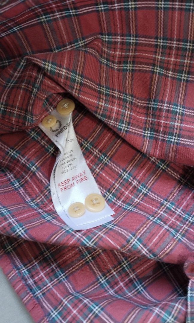 Kemeja Anak Fred Perry (Kategori: 4 hingga 7 tahun) berada di Batam. Dikirim oleh lemari_mafaza (ID iklan 1430811200, Gambar 3). Deskripsi: detail di foto.