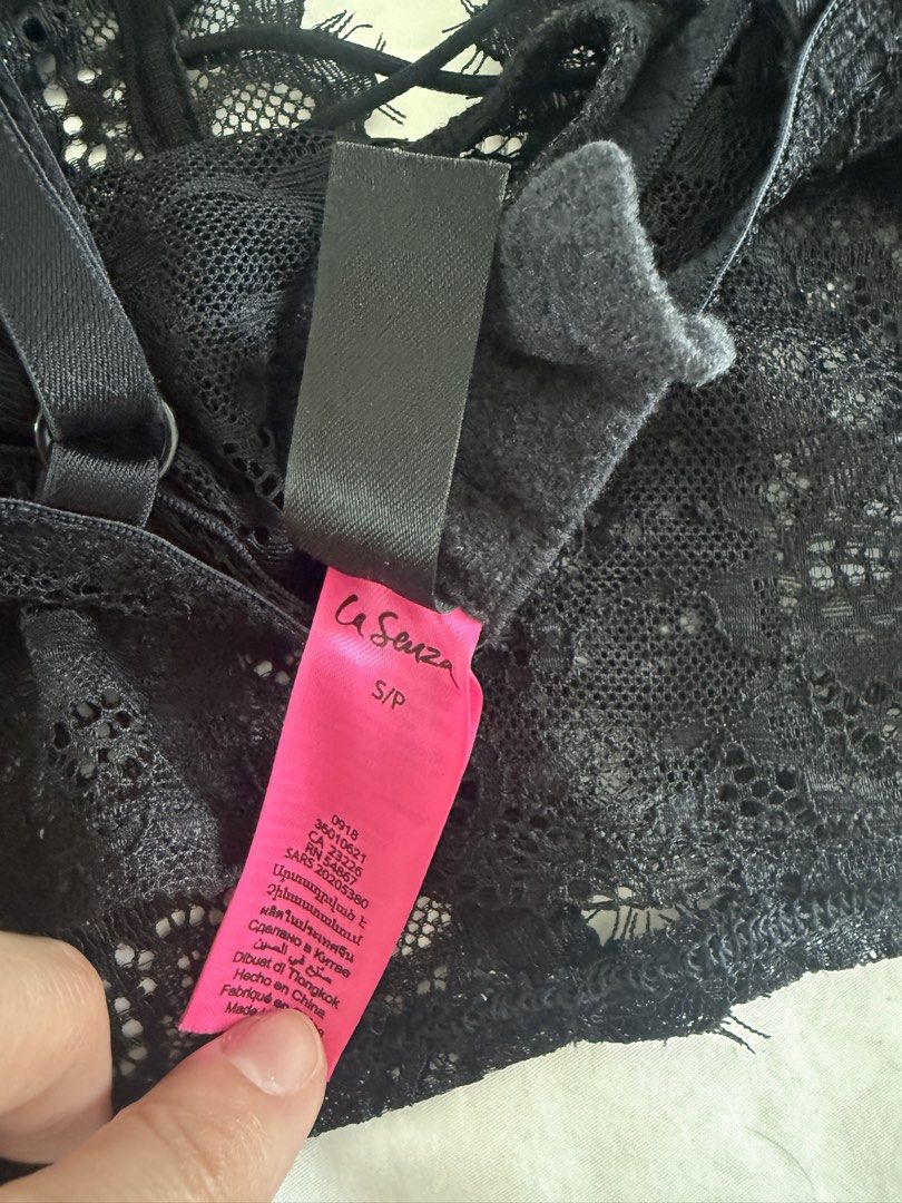 La Senza Black Lace Corset Top (Category: Undergarments & Loungewear) located in Taguig. Submitted by prelovedSB (Listing ID 1430827037, Image 3). Description: Used twice only. Good as new..