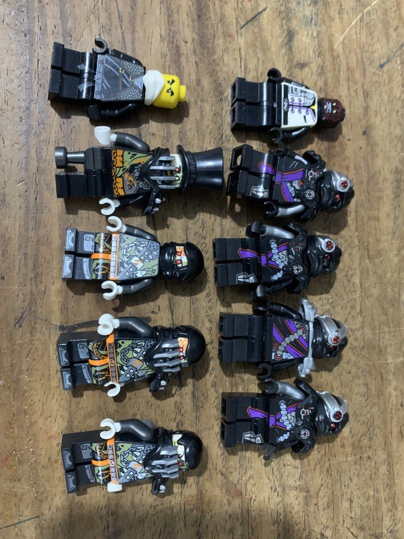 Lego Ninjago Minifigures (Category: Lego & Building Sets) located in Manila. Submitted by miah_collectiblesurplus (Listing ID 1430908360, Image 2). Description: 10,000 pesos TAKE ALL PRICE LOCATION VALENZUELA - Lego Ninjago minifigure set. - Features diverse characters. - Includes minifigures with different outfits and accessories. - Some minifigures have unique headgear and weapons. - Showcases a variety of colors and designs..