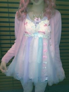 (Category: ) located in . Submitted by glooomybear (Listing ID 1430977313, Image 1). Description: .