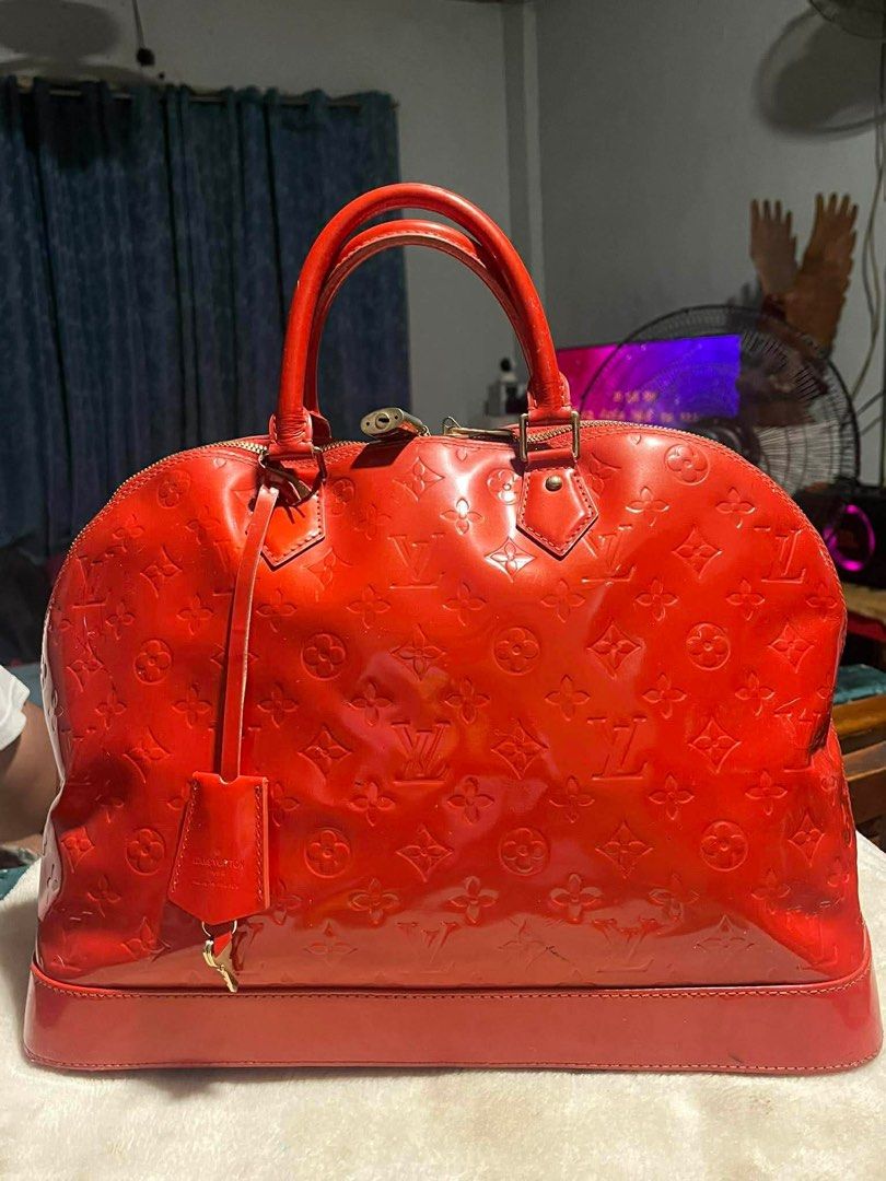 Louis Vuitton Alma Handbag Monogram Vernis PM (Category: Ear Care) located in Mandaue City. Submitted by chuchi152615 (Listing ID 1430822562, Image 1). Description: .