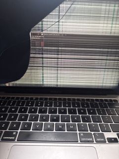 MacBook Air448835378564321280