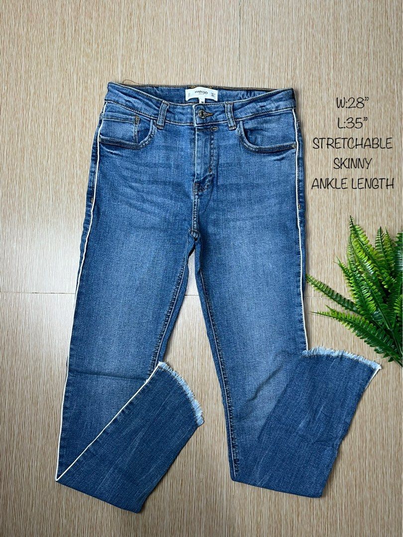 MANGO Jeans Isa Skinny Crop (Category: Jeans) located in Las Pinas. Submitted by baediola (Listing ID 1430863410, Image 2). Description: ORIGINAL MANGO NO ISSUE SIIZE: EUR36 PH28’ Skinny Semi Stretchy Ankle length for height 5’5 NO ISSUE .
