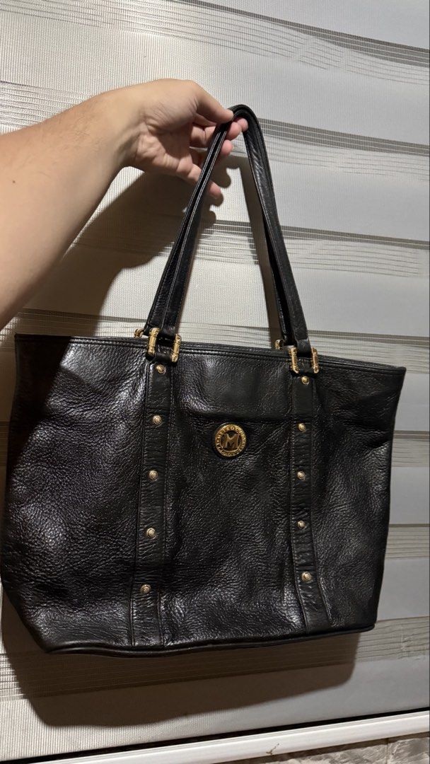 Metrocity Studded Tote Bag (Category: Luxury Bags & Wallets) located in Calamba. Submitted by ashvault (Listing ID 1430977024, Image 1). Description: Metrocity large tote bag, can fit 15.6in laptop. Bag looks really new! Free shipping. .