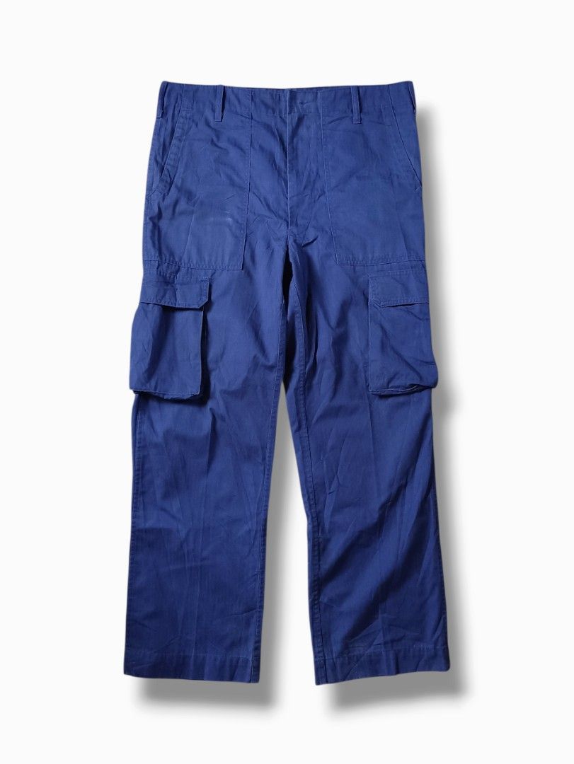 MILITARY NAVY BLUE BAKER PANTS (Category: Trousers) located in Davao. Submitted by anythin6 (Listing ID 1430805974, Image 1). Description: Excellent Condition Size 36 Length 41 Add Shipping Fee.