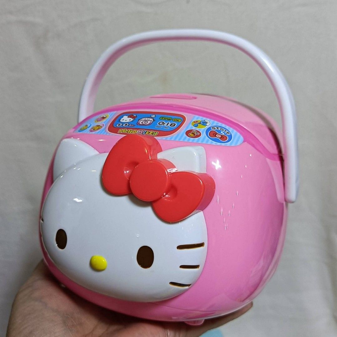 Mini Rice Cooker - Play Pretend Hello Kitty (Category: Cookers) located in Baguio. Submitted by boxmania (Listing ID 1430933171, Image 2). Description: like new Mini Rice Cooker - Play Pretend Hello Kitty Last photo for reference. CTTO From HK/UK/Dubai/Canada or Japan Surplus Box What you see is what you get No return, no exchange (random item po nakukuha ng seller sa box).