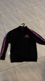 (Category: ) located in . Submitted by angelstoreee (Listing ID 1430961077, Image 1). Description: .