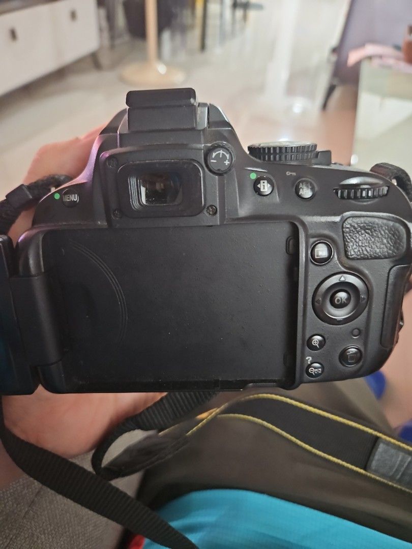 Nikon D5100 DSLR Camera (Category: Cameras) located in Las Pinas. Submitted by username1234567891 (Listing ID 1430890168, Image 3). Description: Nikon D5100 with shutter error please check all photos last price inquiry will not be entertained as is no bag included no charger included.