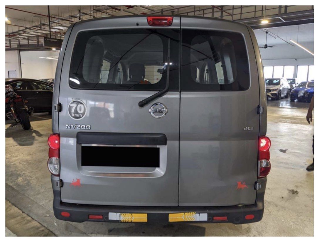 Nissan NV200 Diesel 1.5MT ABS AIRBAG 2WD 6DR E5 W/RC Manual (Category: Used Commercial Vehicles for Sale) located in Singapore. Submitted by annnnn_ (Listing ID 1430880515, Image 3). Description: Includes Apple / Android Car play Dash cam ( Front ) .
