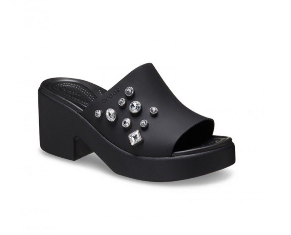 Orig Crocs Brooklyn Gem Slide Heels (Category: Heels) located in Paranaque City. Submitted by princessann0721 (Listing ID 1430874578, Image 3). Description: Size: W7 Originally Bought in UAE Original price: 5500pesos.