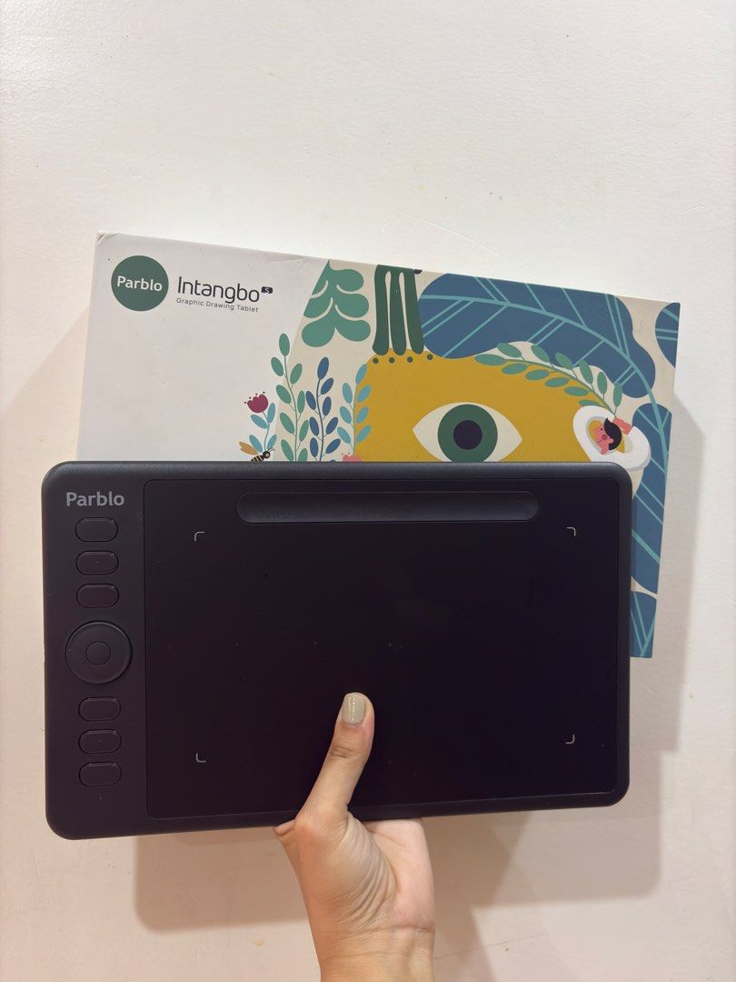 Parblo Graphic Design Tablet (Category: Android) located in Bulacan. Submitted by xxhaylennn (Listing ID 1430876356, Image 3). Description: Parblo Intango Graphic Design Tablet Almost new! Inopen lang used twice only for testing..