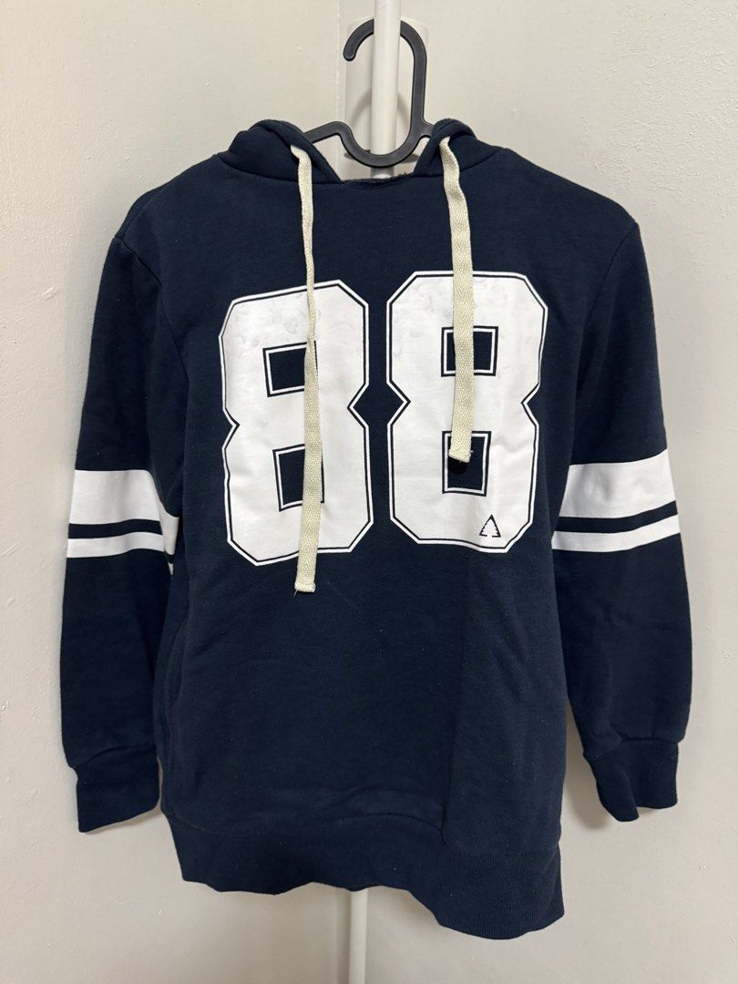 Park 88 Hoodie - Navy Blue (Category: Hoodies) located in Manila. Submitted by summer.731 (Listing ID 1430863682, Image 1). Description: .