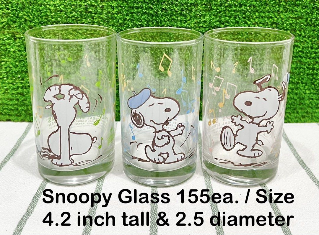 Peanuts Snoopy Glasses (Category: Other Kitchenware & Tableware) located in Binan City. Submitted by mayjhe (Listing ID 1430820471, Image 1). Description: 💛 For Sale 💛 🌸 Peanuts Snoopy 🍀 Glasses 📍 Condition: Good 💰 Price is ₱ 155.00 each 👉 Other details posted 🇵🇭 Location Biñan Laguna 🛵 Courier J& T and Lalamove 📋 Shipping by schedule 📍 NO COD & COP 📌 All items are carefully packed and labeled with Fragile stickers for breakable good