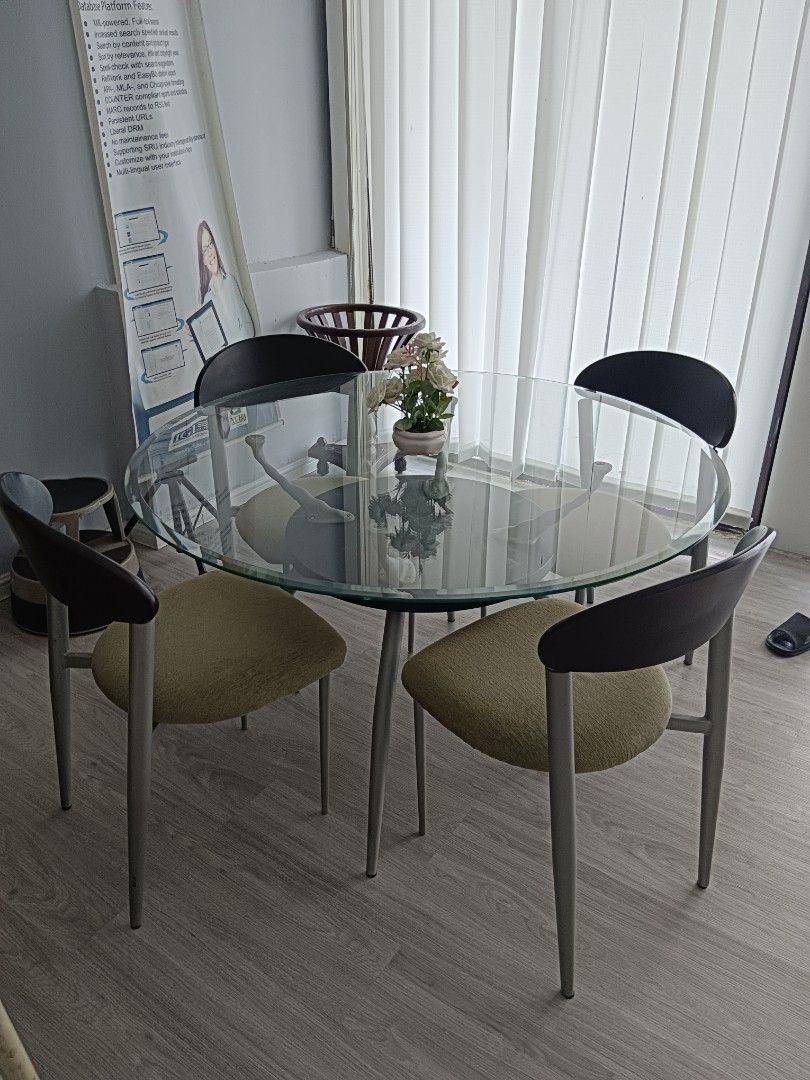 Round Table Kaca Round Glass Dining Table with 4 Chairs, Furniture & Home Living ...