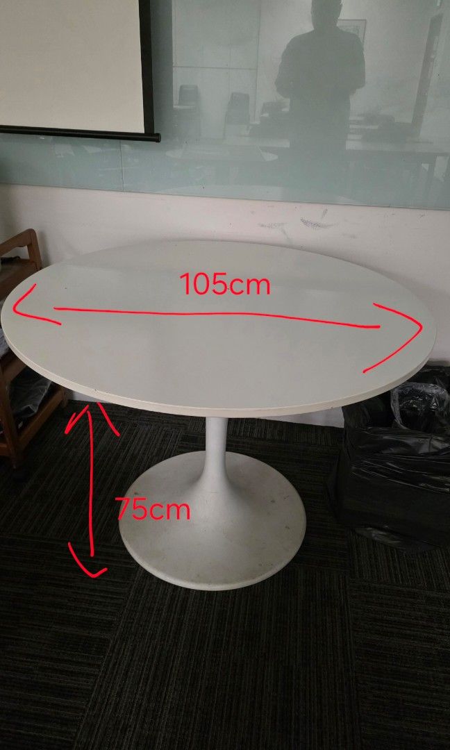 Round Table (Category: Tables & Sets) located in Singapore. Submitted by sim_racing_studio (Listing ID 1430812049, Image 1). Description: round dining table diameter 105 cm height 75cm self collect at bishan junction 8 office give ur best offer and collect.