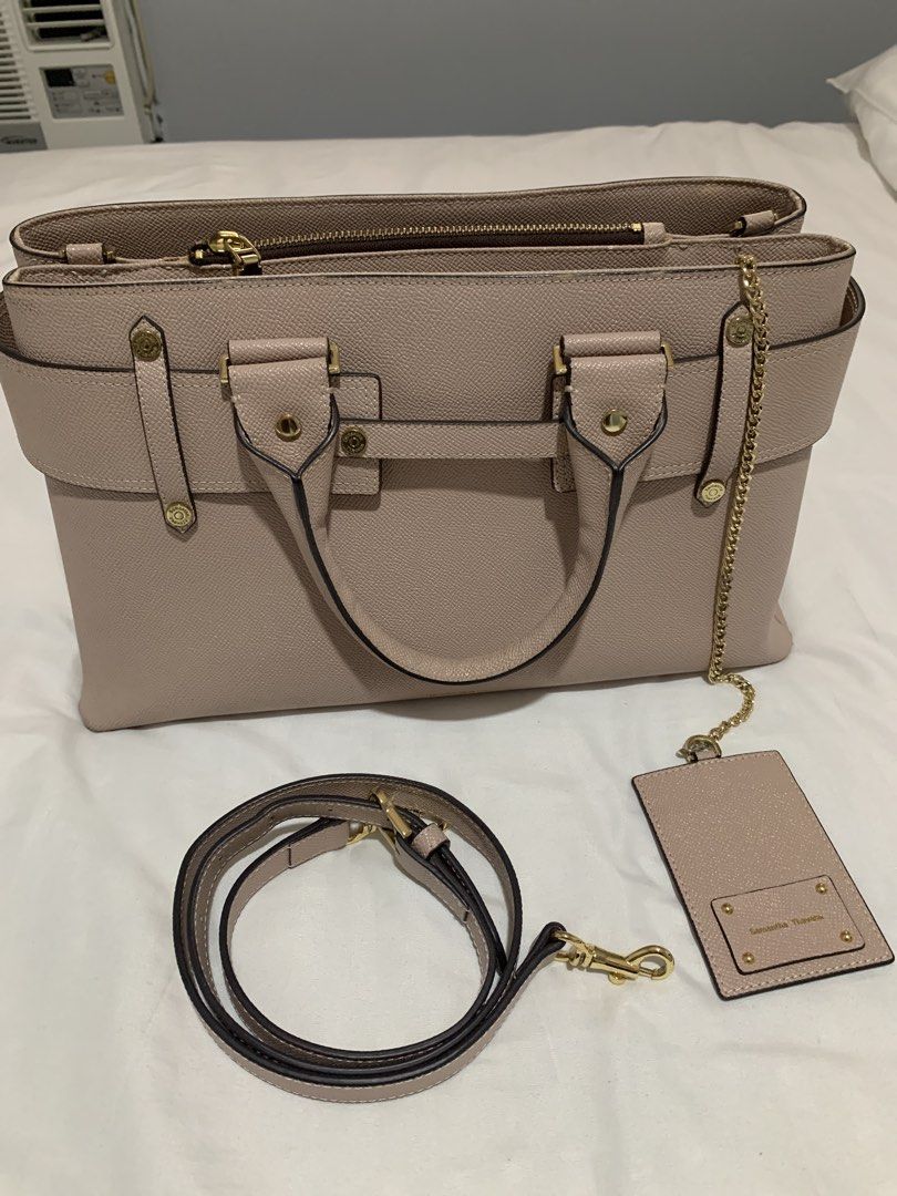 Samantha Thavasa Handbag (Category: Luxury Bags & Wallets) located in Makati City. Submitted by aliahs_personal_item (Listing ID 1430853147, Image 1). Description: RFS: Decluttering Good as new Clean, no flaws.