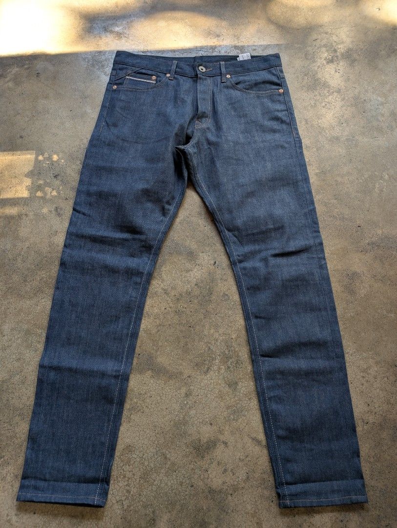 Selvedge Denim Jeans (Category: Jeans) located in Makati City. Submitted by marknight (Listing ID 1430811790, Image 1). Description: Spao Basic Selvedge Raw Denim Jeans Waistline = 36 Length = 44 Excellent Condition. No Issues. Price still negotiable. Free shipping via Lalamove within Metro Manila. RFS: Wrong size.