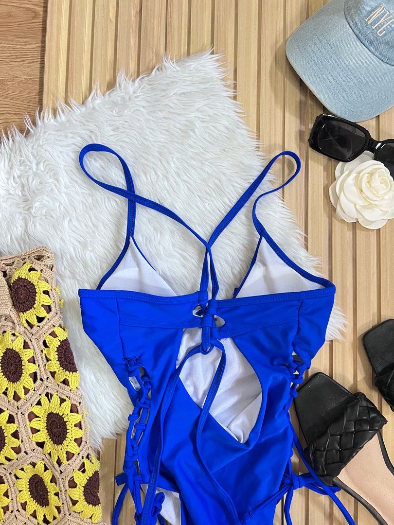 Shein sexy Royal blue onepiece (Category: Bikinis & Swimsuits) located in Calamba. Submitted by utsukushi (Listing ID 1430813115, Image 2). Description: .