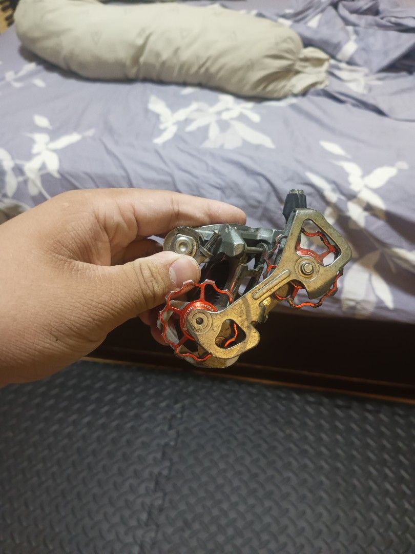 Shimano Tiagra Rear Derailleur (Category: Bicycles) located in Meycauayan. Submitted by boldcrystal-4925 (Listing ID 1430956670, Image 2). Description: Shimano Tiagra rear derailleur. The derailleur has a silver chrome color. The cage has a sagmit pulley(still very usable.