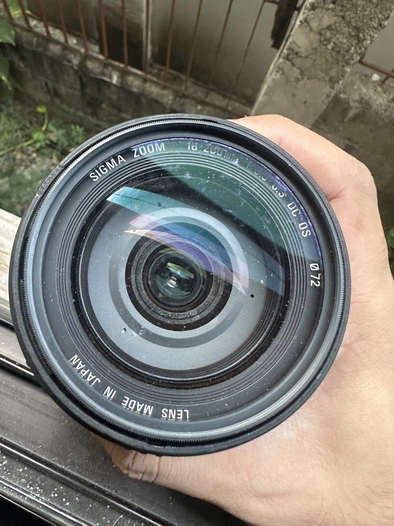 Sigma 18-200mm (Category: Lens & Kits) located in Quezon City. Submitted by vjay19 (Listing ID 1430891302, Image 2). Description: Kasama to ng canon 7D ko before, diko nagagamit at naka 50mm lang ako. Need lang ata cleaning at may mga dust dahil naka tambak lang.