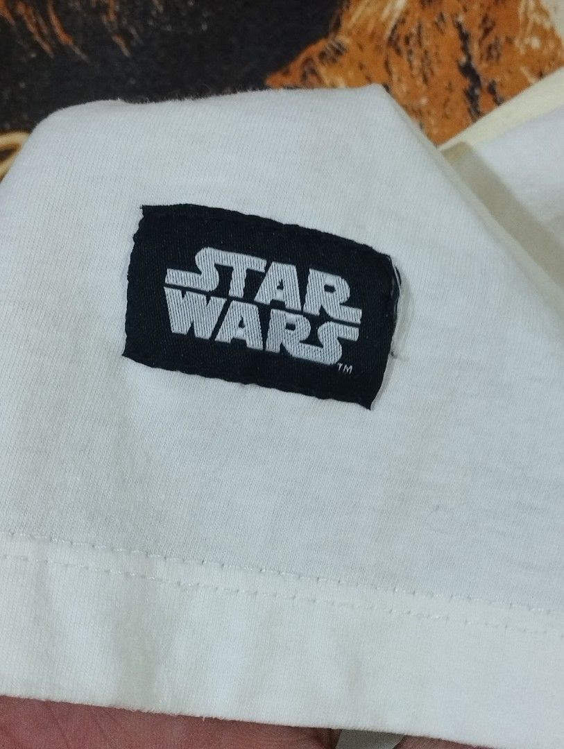 Star Wars Chewbacca Shirt (Category: Tshirts & Polo Shirts ) located in San Fernando. Submitted by nerosales (Listing ID 1430797285, Image 2). Description: Star Wars Chewbacca Shirt 20 x 26 inches used, good condition 180 pesos only SM City Pampanga Shipping: J&T Payment: Gcash NO COD / NO COP.
