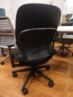 STEELCASE SERIES Item koleksi 3