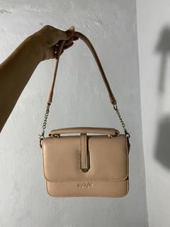 (Kategori: ) berada di . Dikirim oleh rootiee.id (ID iklan 1430948824, Gambar 1). Deskripsi: .