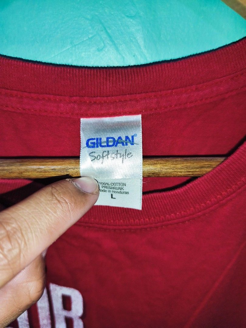 Taylor Swift tour t-shirt (Category: Tshirts & Polo Shirts ) located in Las Pinas. Submitted by _jomar (Listing ID 1430948505, Image 3). Description: Excellent condition No issue Dimes 22x29 No back Hit.