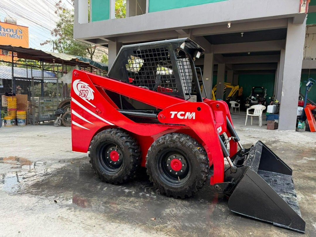 Free forklift Tcm skid steer loader (Category: Industrial Equipment) located in Valenzuela. Submitted by sanbaraquel_03 (Listing ID 1430865463, Image 3). Description: free forklift 895k Japan Surplus New tires New battery Same as bobcat Can be tested on site.