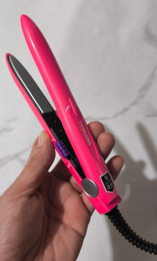 Tescom mini hair iron from Japan (Category: Hair) located in Cavite. Submitted by csl_corner (Listing ID 1430809581, Image 2). Description: TESCOM mini hair iron from Japan 💯 Authentic Original from Japan 110volts.